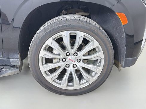 Used 2022 GMC Yukon Denali AWD/4WD image 30