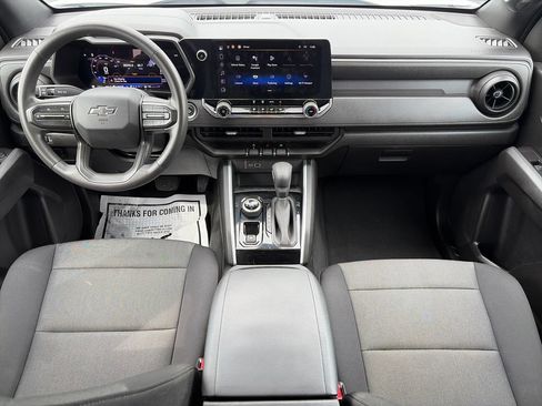 Used 2024 Chevrolet Colorado Trail Boss w/ Technology Package AWD/4WD image 10