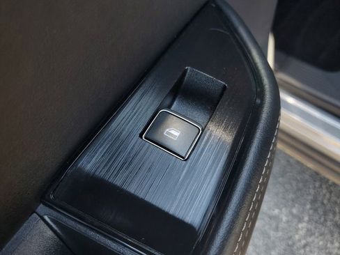 Used 2021 Nissan Rogue SL FWD image 15
