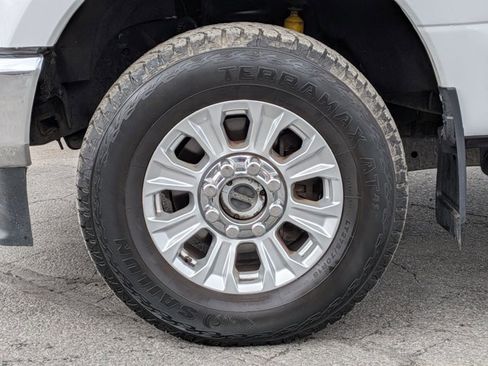 Used 2020 Ford F350 XLT w/ XLT Value Package image 25