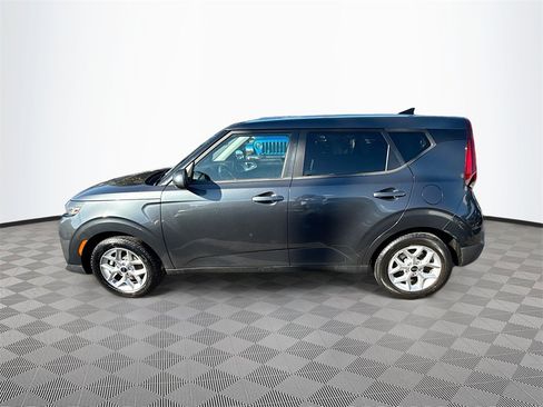 Used 2021 Kia Soul S image 9
