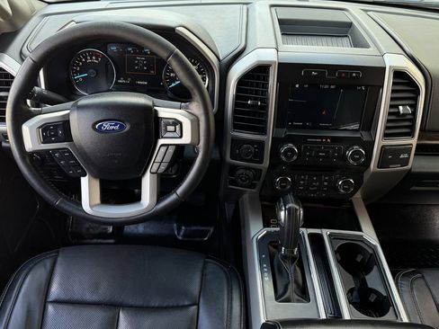 Used 2018 Ford F150 Lariat RWD image 13