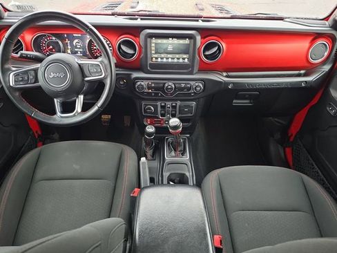 Used 2018 Jeep Wrangler Unlimited Rubicon image 27