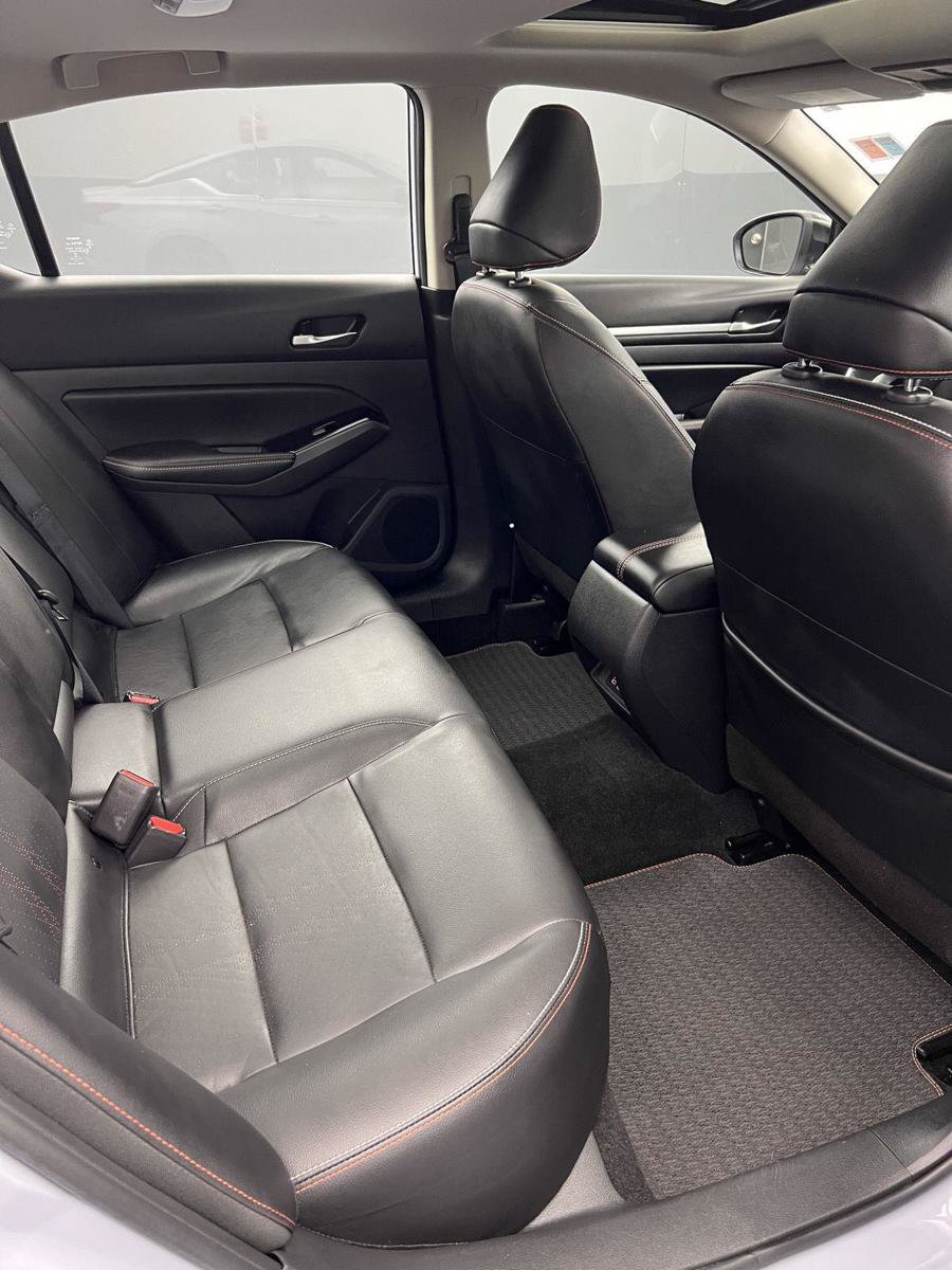 Used 2025 Nissan Altima 2.5 SR w/ SR Premium Package AWD/4WD image 19