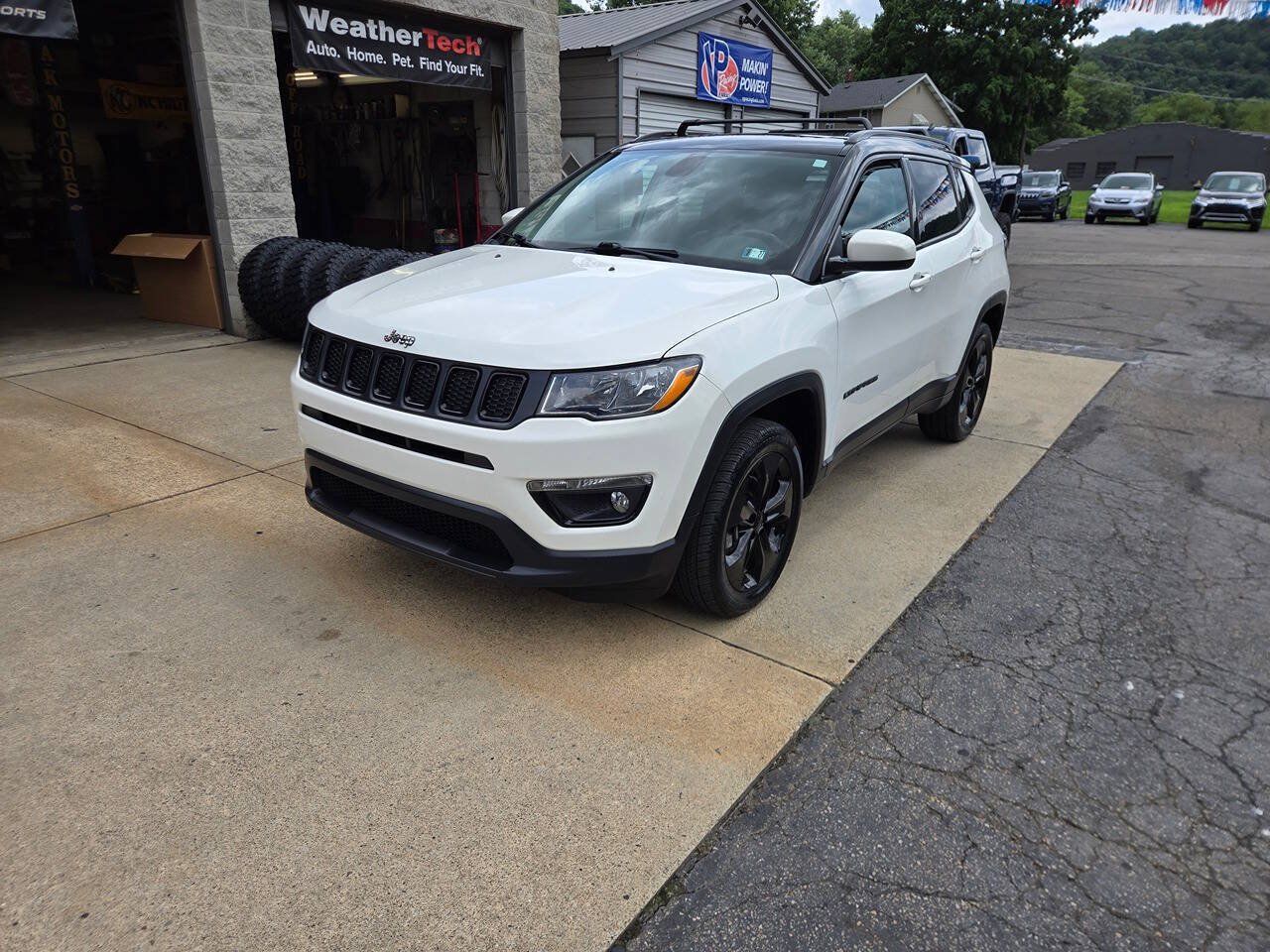 Used 2021 Jeep Compass Latitude w/ Sun and Sound Group AWD/4WD image 3