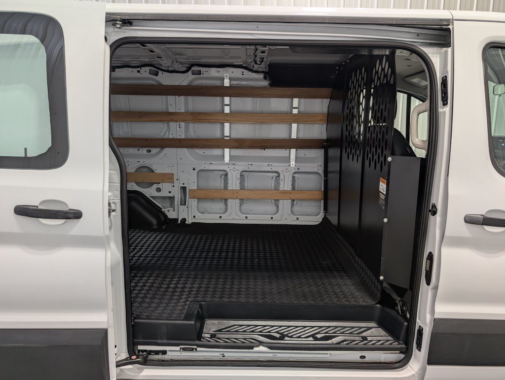 Used 2025 Ford Transit 250 Low Roof w/ Exterior Upgrade Package RWD image 19