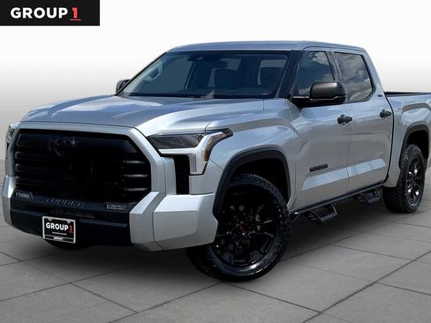Used 2022 Toyota Tundra SR5 image 1
