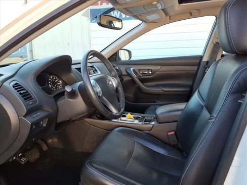 Used 2017 Nissan Altima 2.5 SL image 8
