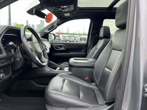 Used 2022 Chevrolet Tahoe LT w/ Luxury Package AWD/4WD image 20