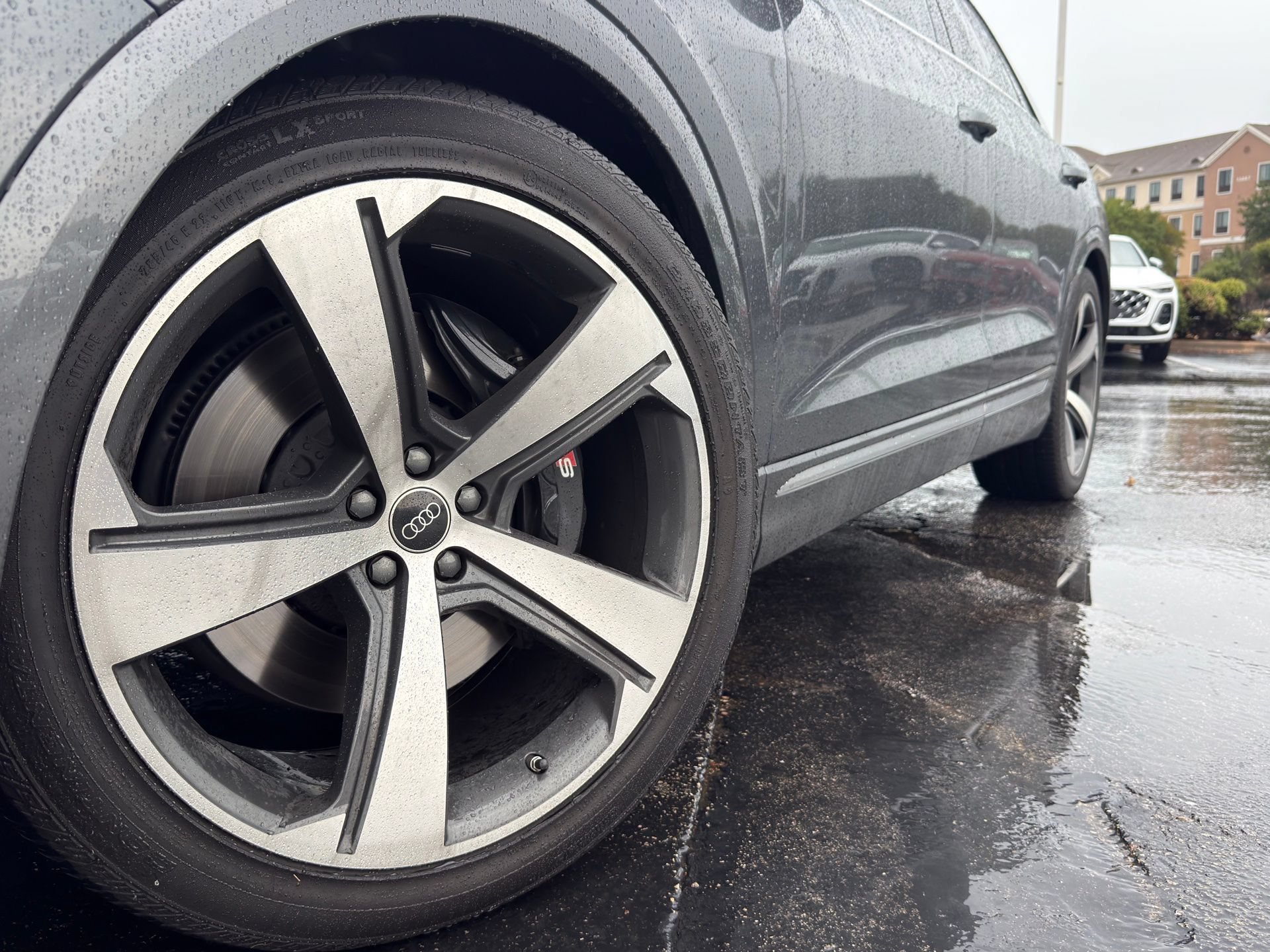 Used 2023 Audi SQ5 Premium Plus w/ Premium Plus Package AWD/4WD image 4
