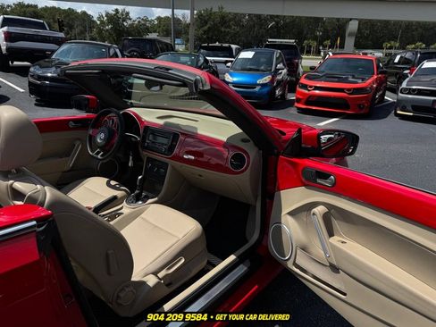 Used 2013 Volkswagen Beetle 2.5 FWD image 28