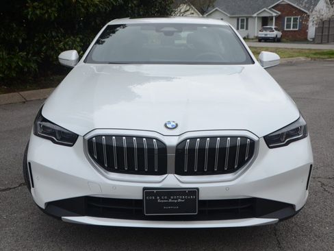Used 2025 BMW 530i xDrive 530i xDrive (MSRP $65,150) image 8