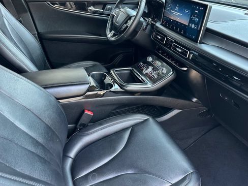 Certified 2022 Lincoln Nautilus FWD w/ Premium Package image 15