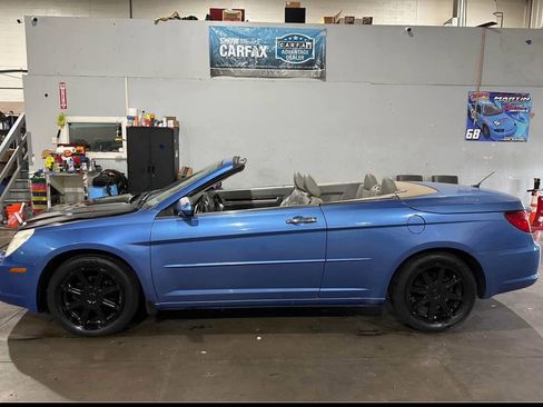 Used 2008 Chrysler Sebring Limited image 8