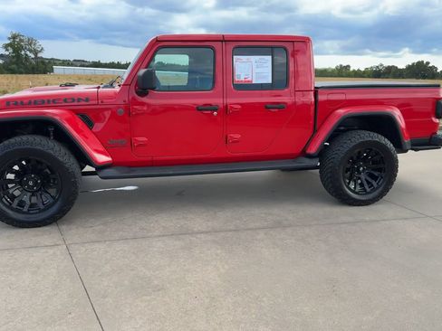 Used 2021 Jeep Gladiator Rubicon AWD/4WD image 4