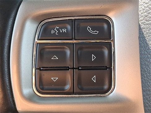 Used 2014 RAM 1500 Laramie image 20