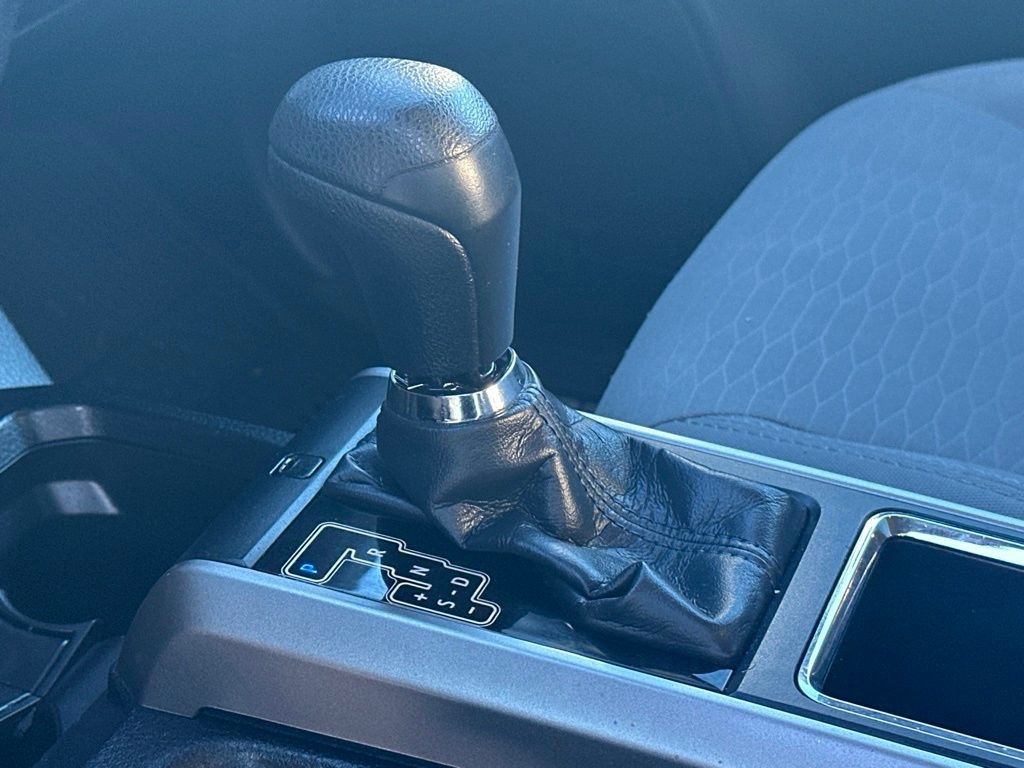 Used 2019 Toyota Tacoma SR5 AWD/4WD image 31