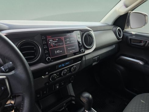 Used 2022 Toyota Tacoma SR5 w/ Technology Package RWD image 19