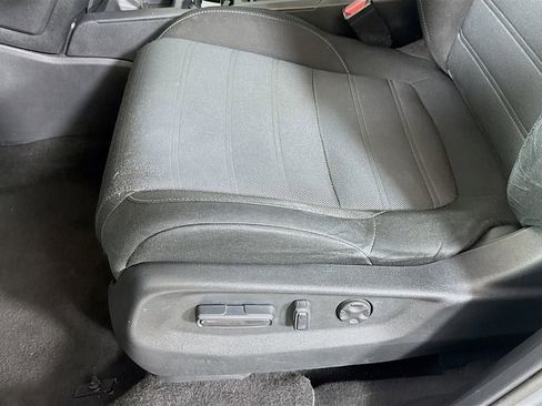 Used 2017 Honda CR-V EX image 22