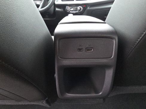 Certified 2025 Chevrolet Trax LT w/ Driver Confidence Package image 30