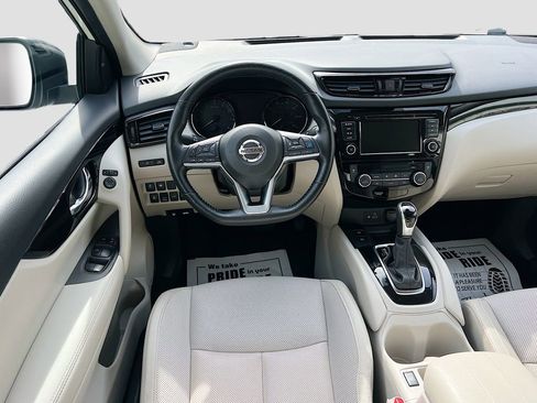 Used 2022 Nissan Rogue Sport SL image 19