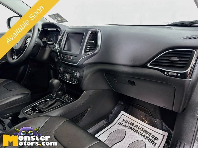 Used 2023 Jeep Cherokee Altitude Lux w/ Elite Group AWD/4WD image 31