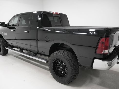 Used 2014 RAM 2500 SLT w/ Luxury Group image 5