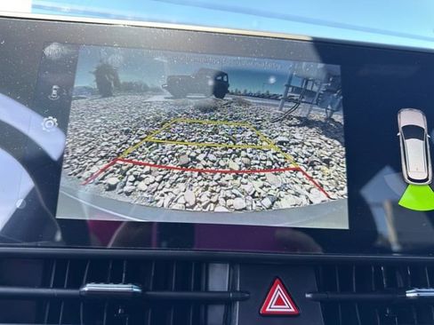 Used 2025 Kia Sportage X-Line w/ Premium Package image 13