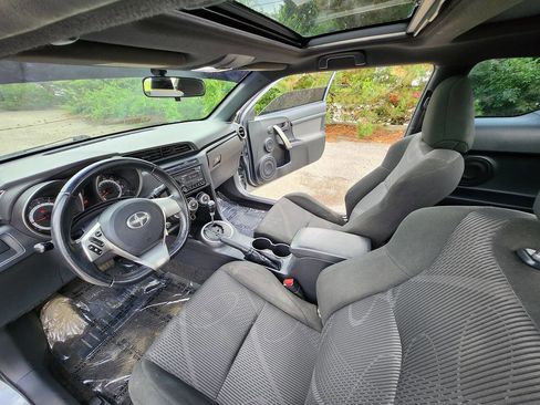 Used 2012 Scion tC FWD image 20