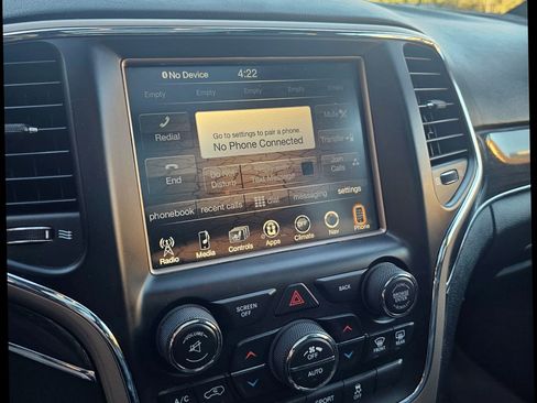 Used 2017 Jeep Grand Cherokee Overland image 37