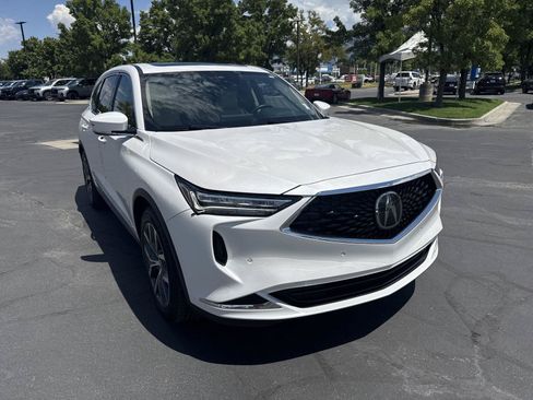 Used 2024 Acura MDX SH-AWD w/ Technology Package image 3