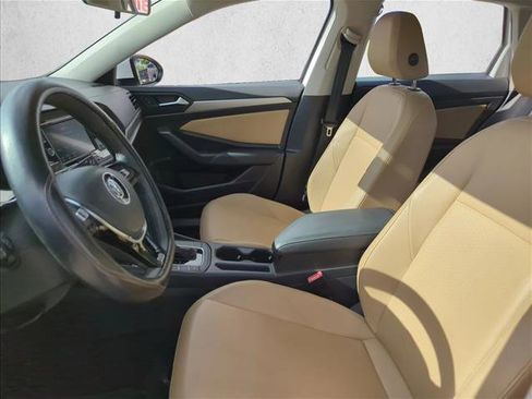 Used 2019 Volkswagen Jetta SE image 15