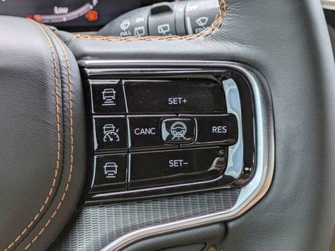 New 2026 Jeep Grand Wagoneer Summit AWD/4WD image 29