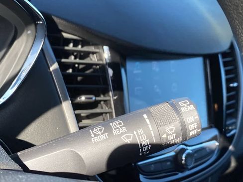 Used 2017 Chevrolet Trax LT image 22