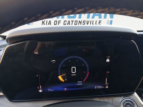 Used 2025 Chevrolet Trax ACTIV w/ Sunroof Package image 19