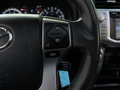 Used 2015 Toyota 4Runner SR5 Premium AWD/4WD image 30