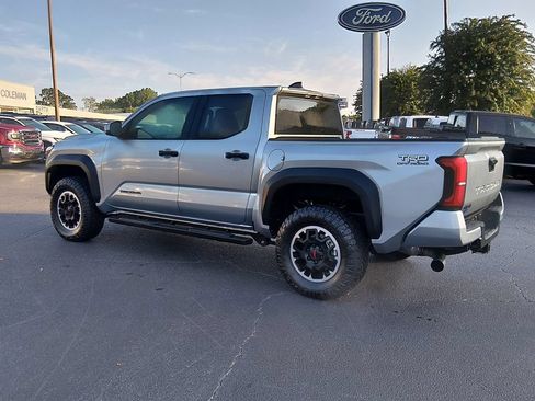 Used 2026 Toyota Tacoma TRD Off-Road AWD/4WD image 6