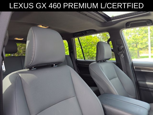 Used 2023 Lexus GX 460 Premium w/ Accessory Package AWD/4WD image 11
