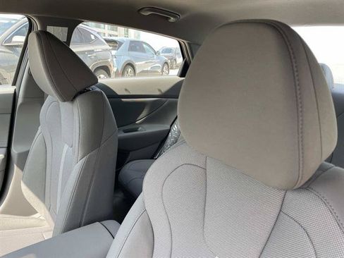 New 2026 Hyundai Elantra SE FWD image 20
