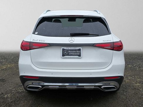 Certified 2026 Mercedes-Benz GLC 300 4MATIC image 4