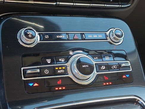 Certified 2023 Lincoln Nautilus Standard image 14