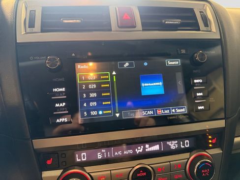 Used 2017 Subaru Outback 2.5i Limited AWD/4WD image 20