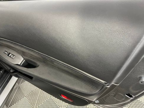 Used 2025 Nissan Z Performance w/ Floor Mat Package image 33