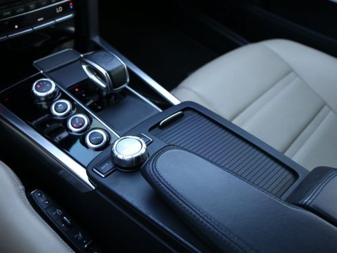Used 2014 Mercedes-Benz E 63 AMG S-Model image 28