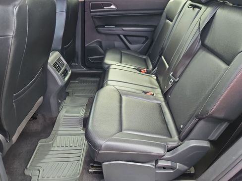 Used 2018 Volkswagen Atlas SE AWD/4WD image 19