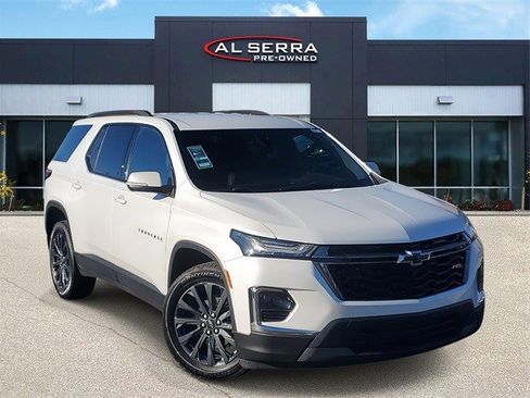 Certified 2023 Chevrolet Traverse RS image 1
