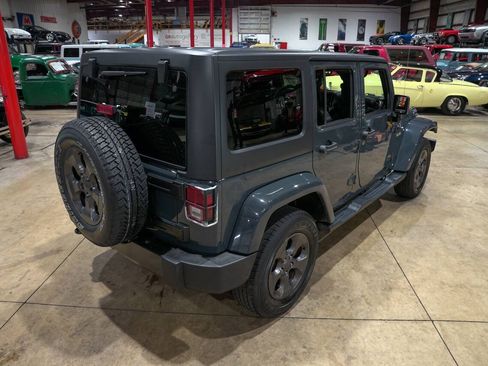 Used 2017 Jeep Wrangler Unlimited Sport AWD/4WD image 33