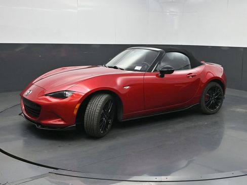 Used 2016 MAZDA MX-5 Miata Club w/ Brembo/BBS Package image 17