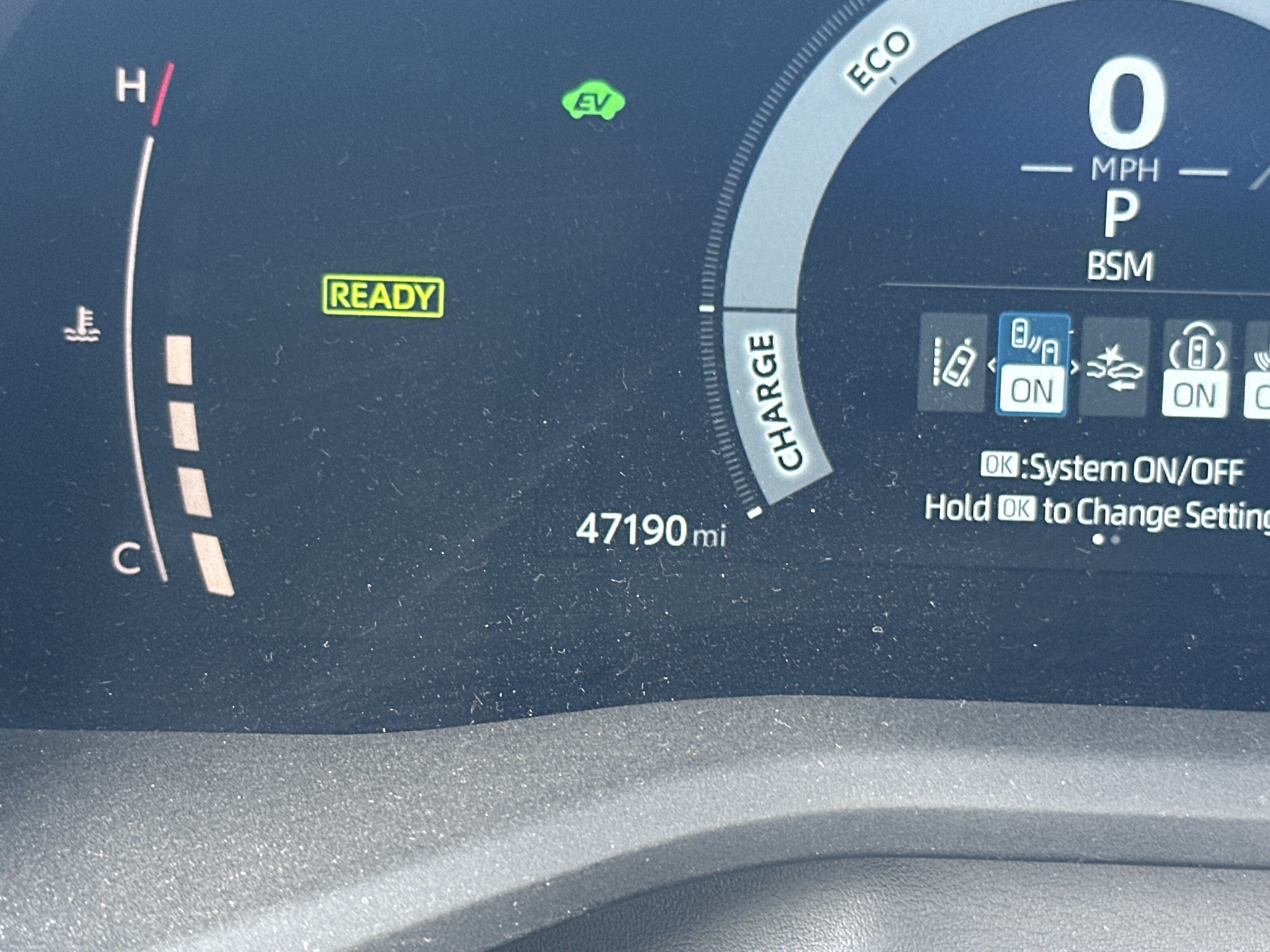 Used 2025 Toyota Camry SE w/ Convenience Package FWD image 21
