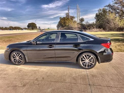 Certified 2023 Honda Civic Touring image 4